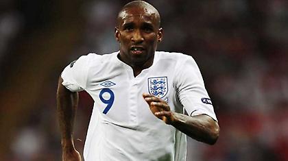 Πίσω στην Αγγλία ο Ντεφό!