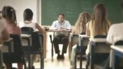 Ρε, γιατί παίζετε με τις αθώες ψυχές για τις διαφημίσεις σας; Αυτές δεν ξεπουλιούνται