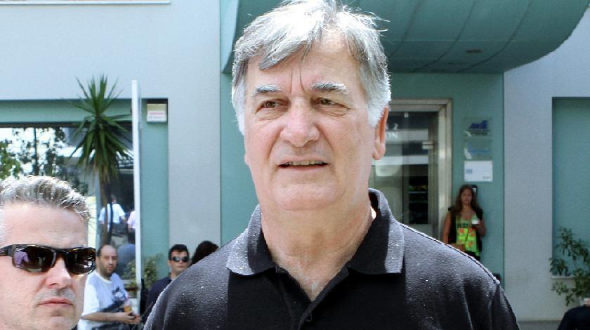 Κωστούλας: «Ίσως αναγκαστώ να μείνω…»