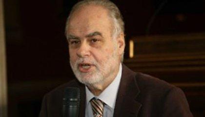 «Εξυπηρετείστε τους ασφαλισμένους»