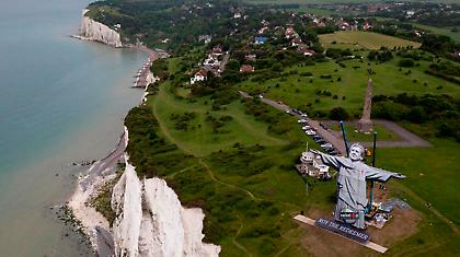 Με τη βοήθεια του …Θεού