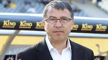 Λεμονής: «Με πρέσινγκ οι Τσέχοι και Κατσουράνη πίσω εμείς…»