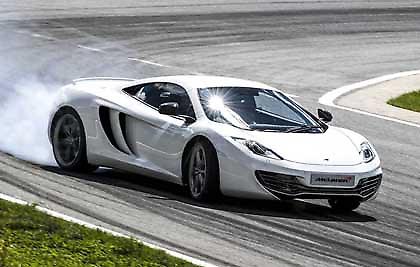 Πιο δυνατή η McLaren MP4-12C!