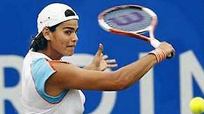 Εκτός η Δανιηλίδου