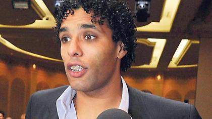 «Να παίξουν Μπουλαρούζ και Χούντελααρ»