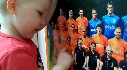 «Οράνιε» από… κούνια (video)