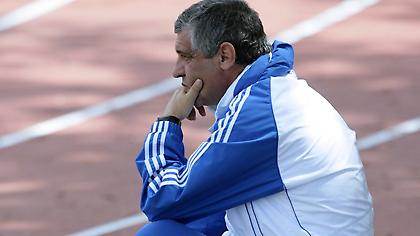 Έδωσε… απαντήσεις ο Σάντος