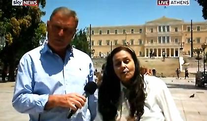 Η Ελένη Λουκά τα βάζει με τη Μέρκελ! (video)