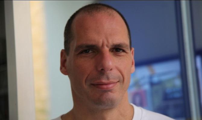 Ο Γιάννης Βαρουφάκης στην εταιρεία video games Valve!
