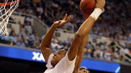 Το θηρίο Χένσον που ταράζει τα νερά...