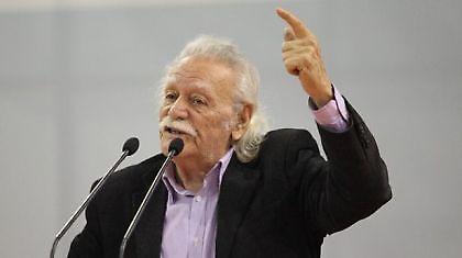 Γλέζος: «Η Ελλάδα δεν θα γίνει προτεκτοράτο»