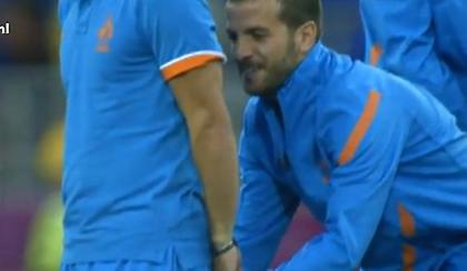 Τελικά δεν γλίτωσαν το… ξεβράκωμα (video)