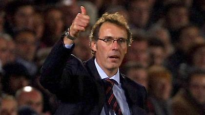 Προσφέρει «γη και ύδωρ» για Μπλαν