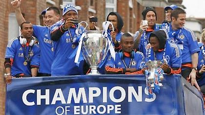 Καταστροφές στο τρόπαιο του Τσάμπιονς Λιγκ!