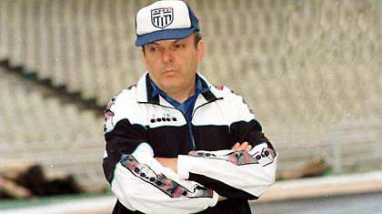 Με μαύρα περιβραχιόνια οι διεθνείς