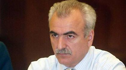 Τα μισά, μπροστά βάζει ο Σαββίδης!