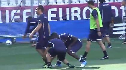 «Χάλασε» και τον Ντι Νατάλε ο Μπαλοτέλι! (video)