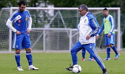 Σάντος: «Μας έλειψε ο Καραγκούνης»