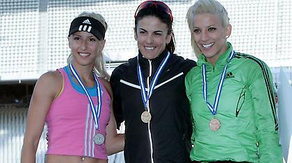 Τριπλό χτύπημα τελικού!