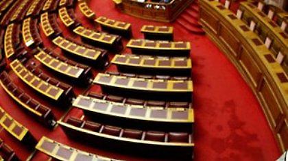 «Εμφύλιος» στην Αριστερά για τα… αριστερά έδρανα