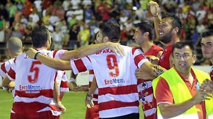 Κι όμως, γίνονται θαύματα στη μπάλα με φτηνά ελληνικά εργατικά πόδια