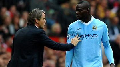 Αποθέωση Μπαλοτέλι από Μαντσίνι