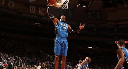 Μεταξύ Νετς και Λέικερς ο Χάουαρντ