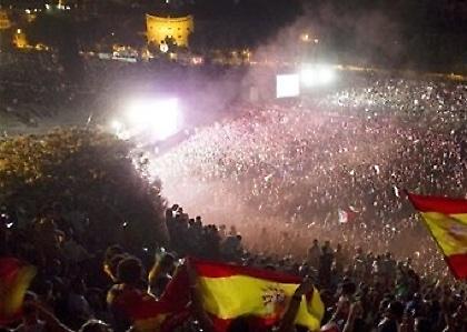 «Κάηκε» η Ισπανία (videos/pics)