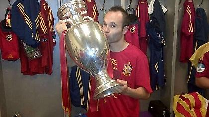 Ινιέστα: «Δεν παίζω για τη “Χρυσή Μπάλα”»