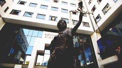 Έκλεισε οριστικά η πόρτα για τα αναδρομικά βουλευτών