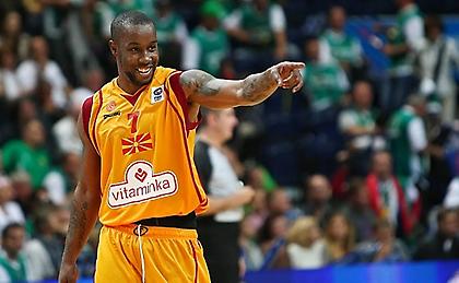 Νίκη-πρόκριση με Μπο και Άντιτς για ΠΓΔΜ