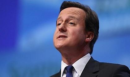 Κάμερον: «Κλείνουν τα σύνορα για τους Έλληνες»