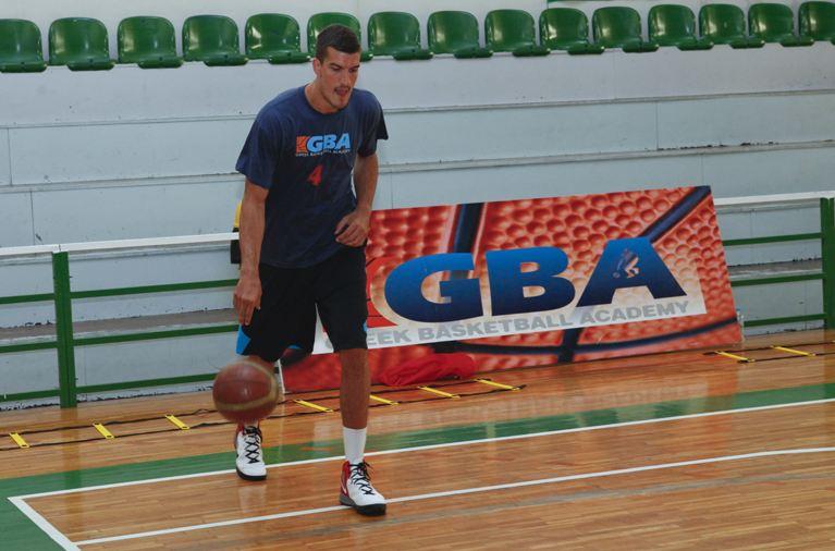 Κέσελ: «Ελπίζω να παραμείνω στον Ολυμπιακό»