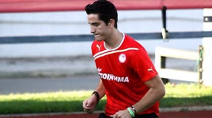 Του βγαίνουν αυτές οι μεταγραφές…