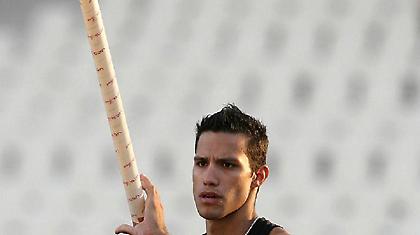 Τα ξαναλένε στο Παρίσι