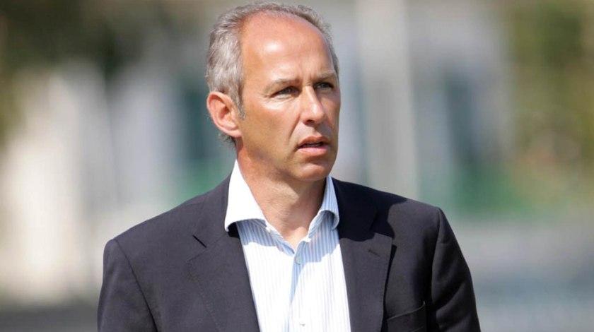 Νέος «πονοκέφαλος» με Μάουρερ