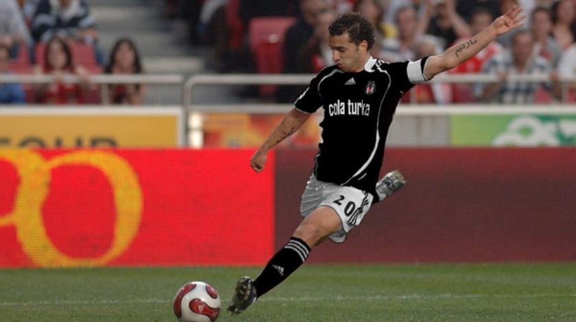 «Κουνάει μαντήλι» ο Σιμάο