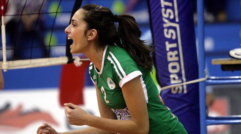 Στα «ερυθρόλευκα» η Κωνσταντίνου