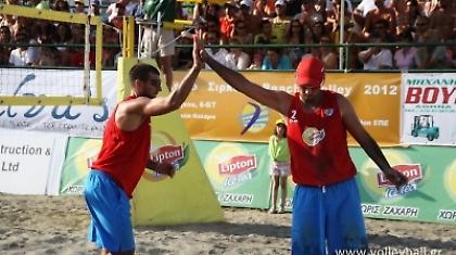 Παίζουν… μόνοι τους