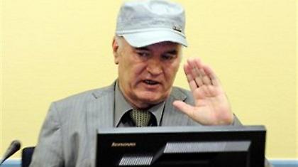 Ξαναξεκίνησε η δίκη του Μλάντιτς