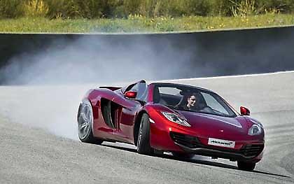 Ανοιχτή για όλα η McLaren MP4-12C!