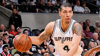 Κράτησαν Γκριν οι Σπερς