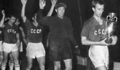 Το πρώτο Euro, η «μαύρη αράχνη» και ένας «Έλληνας» (video)