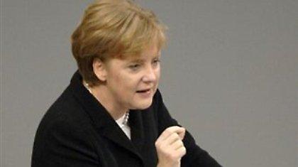 Μέρκελ: Το πρόβλημα της Ελλάδας θα έχει λυθεί πριν τις γερμανικές εκλογές