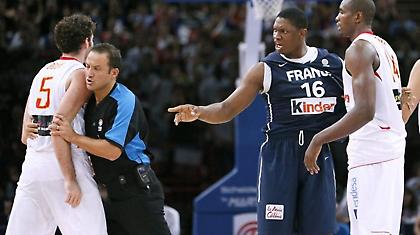 Κινδυνεύουν με τιμωρία Ρούντι, Ζελαμπάλ