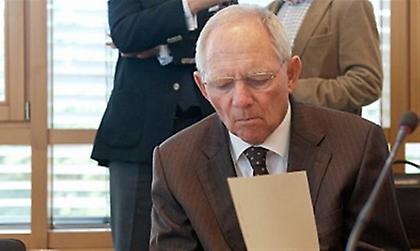 Σόιμπλε: «Η ισπανική κυβέρνηση είναι υπεύθυνη για το δάνειο»