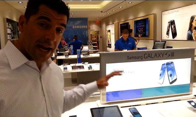 Η Samsung ακολουθεί το μοντέλο των Apple Stores