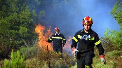 Εκκενώθηκε και το γηροκομείο στην περιοχή της Κερατέας