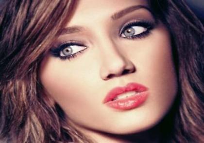 Η Ντορέττα και οι… C-Real μετακομίζουν Αγιο Θωμά!