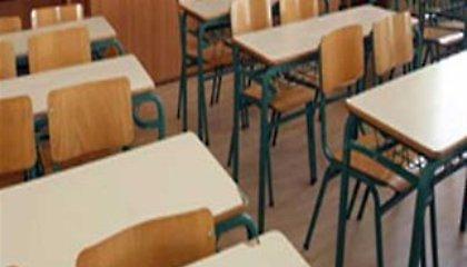 Περισσότερες ώρες διδασκαλίας για τους εκπαιδευτικούς εξετάζει η κυβέρνηση